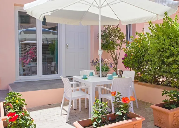 Celestina Superior Apartment *