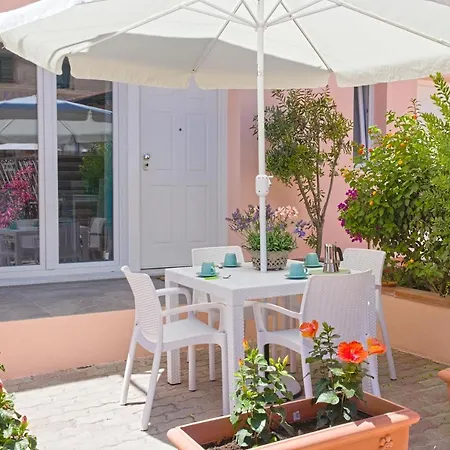 Mare Apartment *
